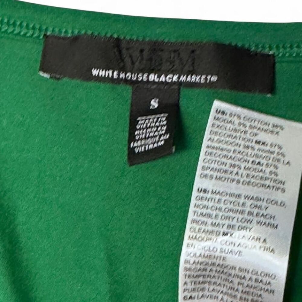 White House Black Market Kelly Green Glamgetter Flutter Sleeve V-Neck Tee Size S - Picture 4 of 6